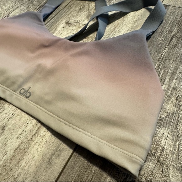 alo yoga vapor take charge bra small 2 4 ombré - Picture 6 of 6